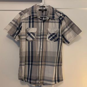 Carbon casual short sleeve button down